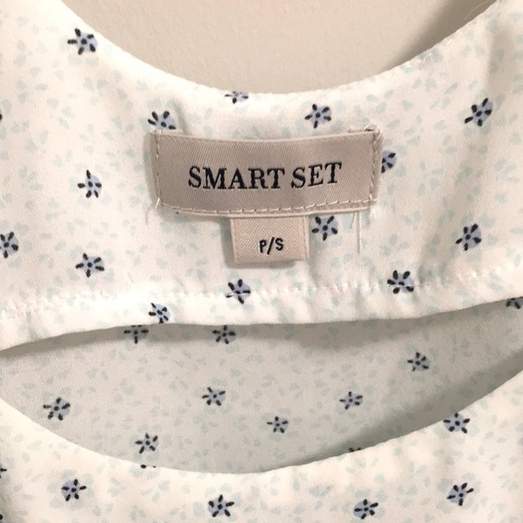 Flowy floral tank top - Picture 3 of 3